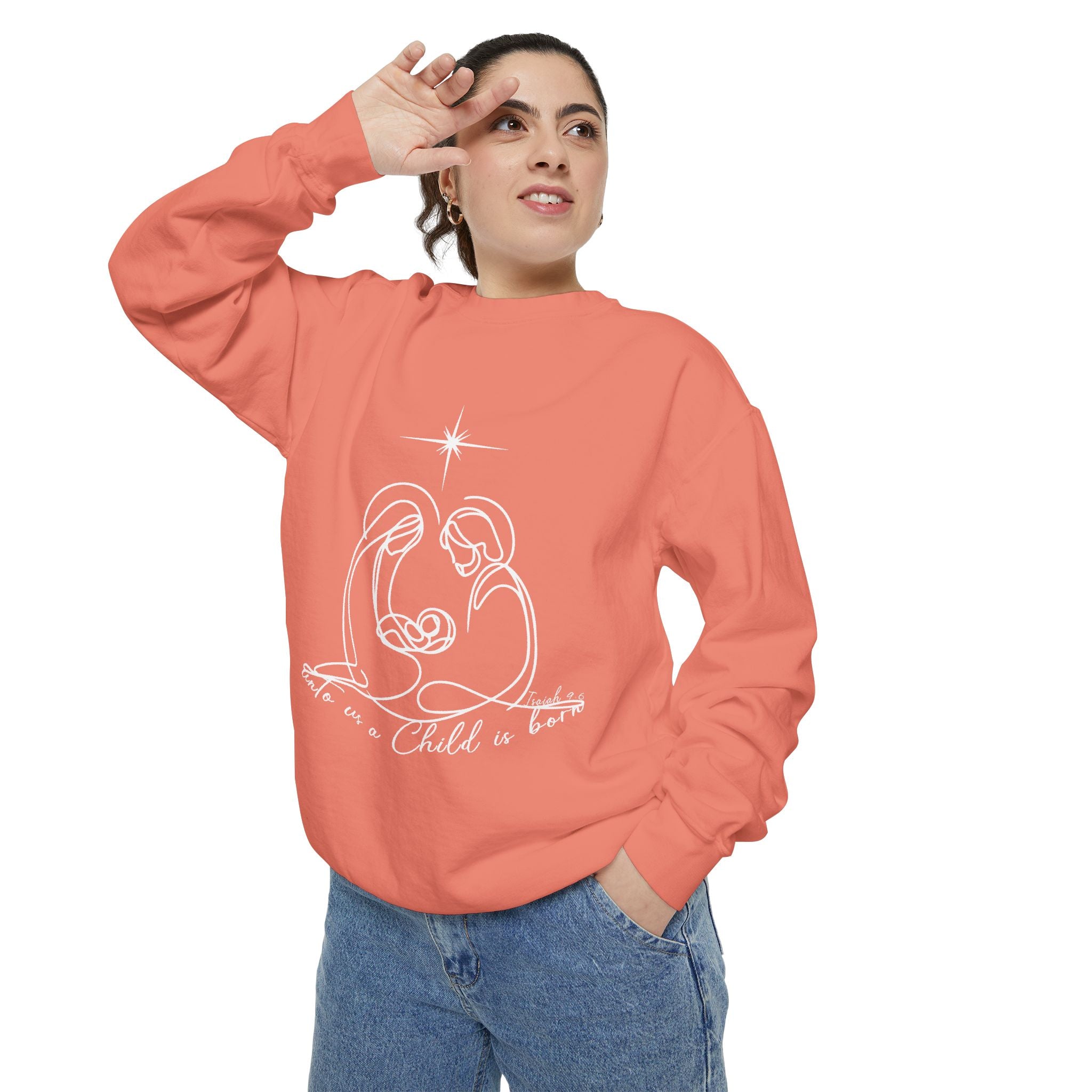 Cozy Unisex Garment-Dyed Sweatshirt for Casual Everyday Wear
