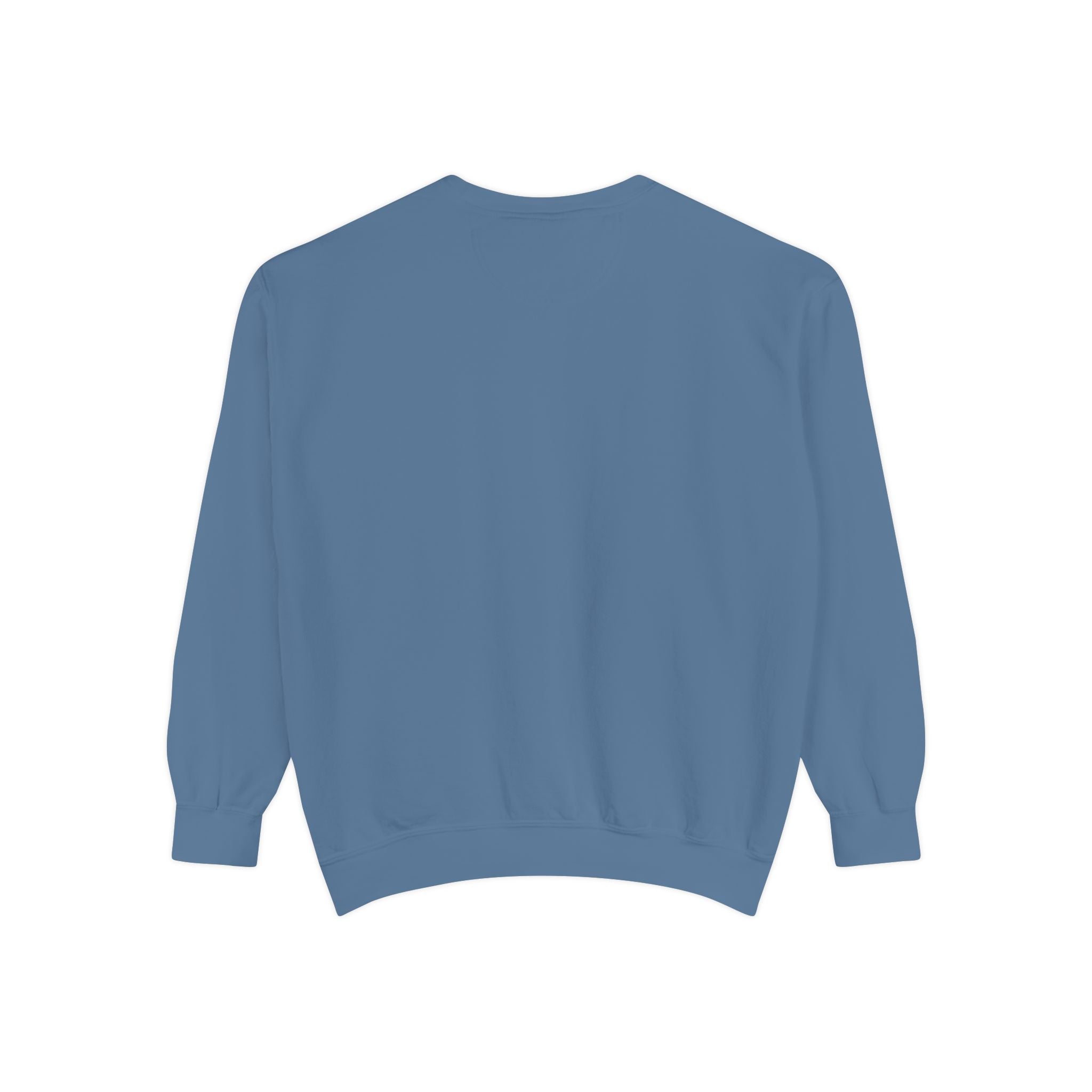 Cozy Unisex Garment-Dyed Sweatshirt for Casual Everyday Wear
