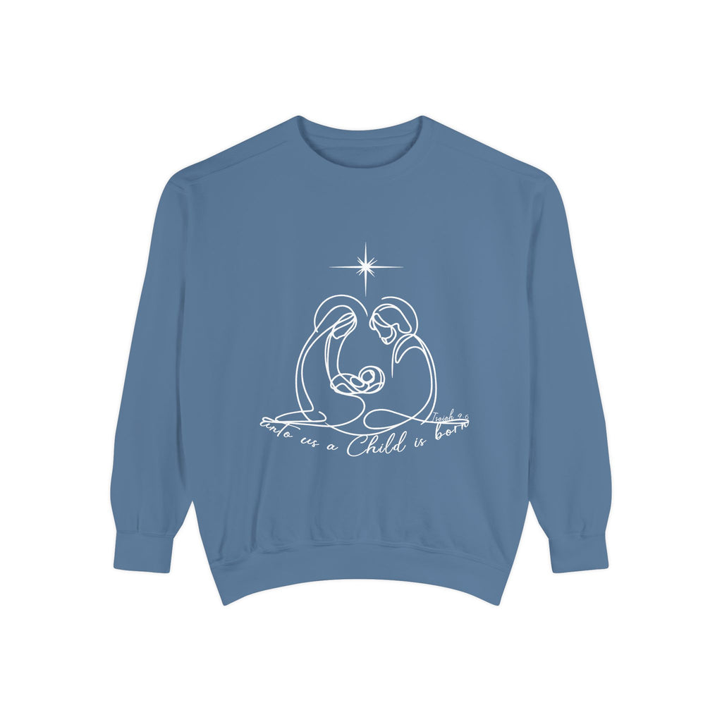 Cozy Unisex Garment-Dyed Sweatshirt for Casual Everyday Wear